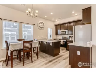 Photo #3: 956923 Listing