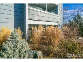 Photo #5: 956945 Listing