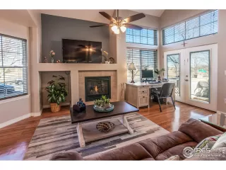 Photo #3: 956975 Listing