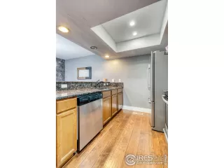 Photo #4: 956978 Listing