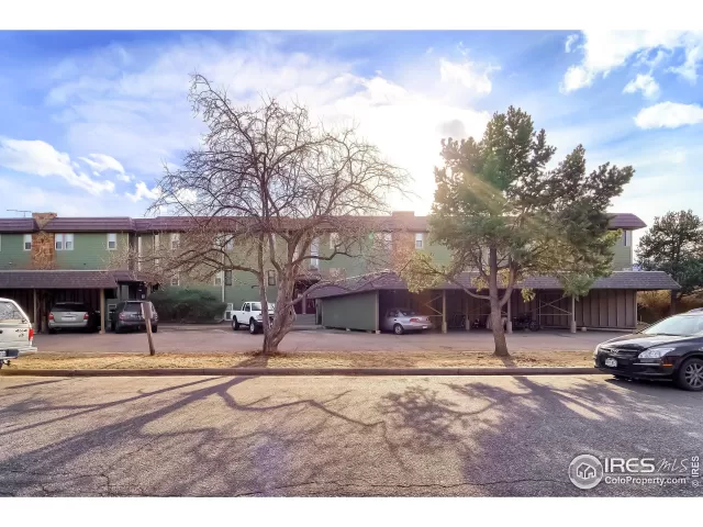 MLS: 957008 Condo For Sale