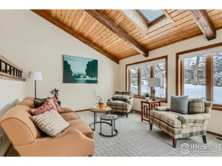 Photo #3: 957014 Listing