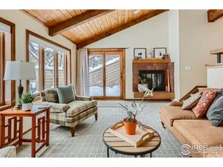 Photo #5: 957014 Listing