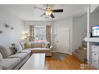 Photo #4: 957019 Listing