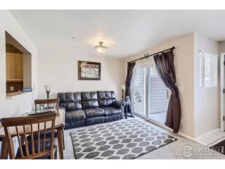 Photo #5: 957043 Listing