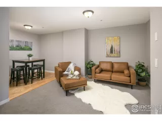 Photo #5: 957077 Listing