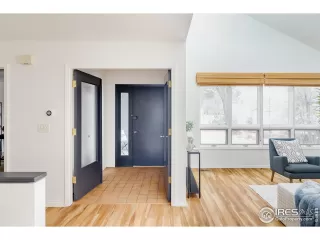 Photo #4: 957091 Listing 