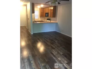 Photo #2: 957098 Listing