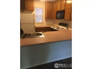 Photo #3: 957098 Listing