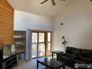 Photo #2: 957130 Listing