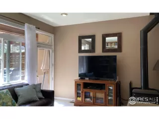 Photo #5: 957142 Listing