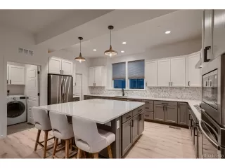 Photo #3: 9571432 Listing