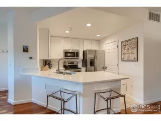 Photo #5: 957147 Listing 