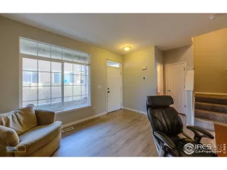 Photo #5: 957158 Listing