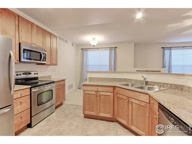 MLS: 957175 Condo For Sale