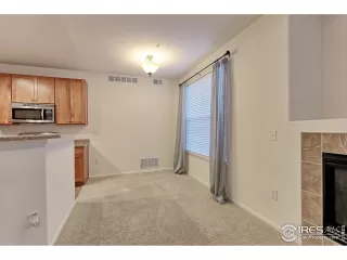 Photo #4: 957175 Listing