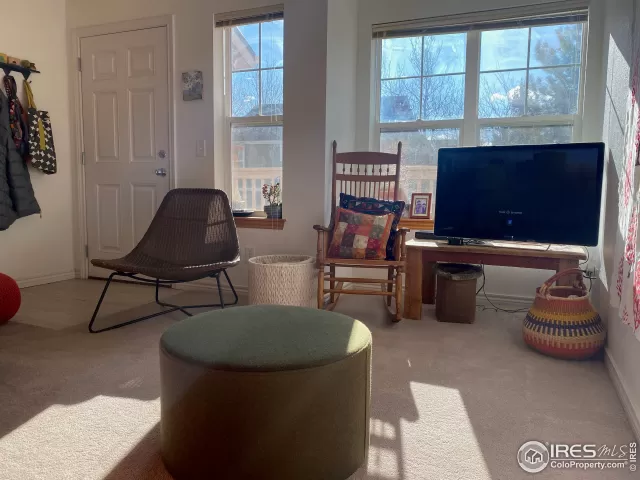 MLS: 957213 Condo For Sale