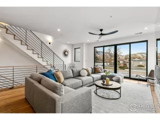 Photo #4: 957266 Listing