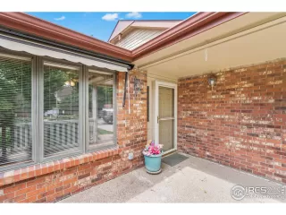 Photo #2: 957353 Listing