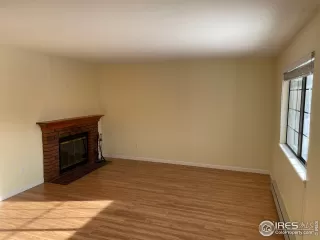 Photo #6: 957365 Listing