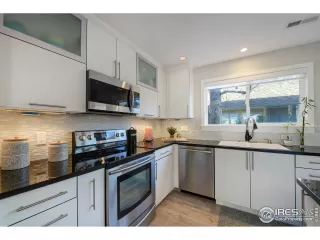 Photo #5: 957370 Listing 