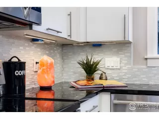 Photo #6: 957370 Listing 