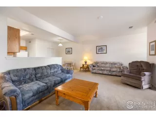 Photo #4: 957376 Listing