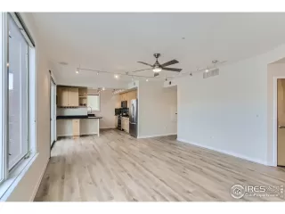 Photo #5: 957390 Listing