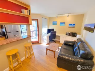 Photo #1: 957398 Listing