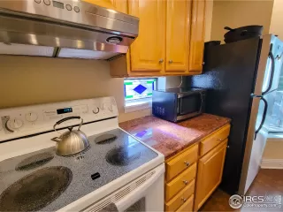 Photo #5: 957398 Listing