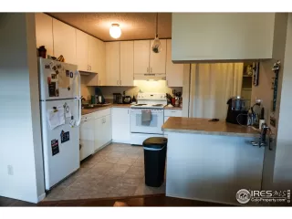 Photo #6: 957407 Listing