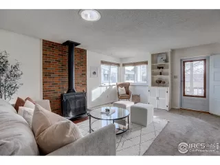 Photo #4: 957409 Listing 