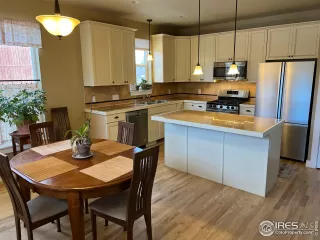 Photo #6: 957420 Listing 