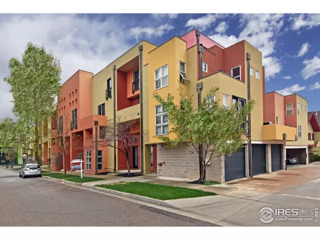 MLS: 957437 Condo For Sale