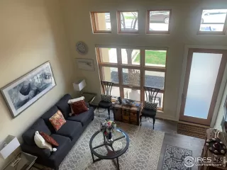 Photo #3: 957437 Listing