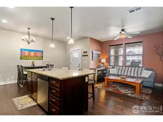 Photo #4: 957523 Listing