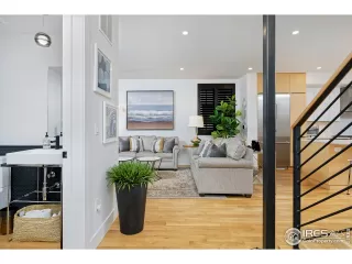 Photo #2: 957525 Listing 