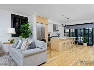 Photo #6: 957525 Listing 