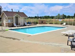 Photo #3: 957550 Listing