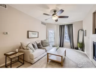 Photo #4: 957560 Listing