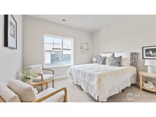 Photo #3: 957599 Listing