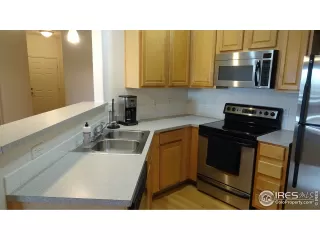 Photo #5: 957602 Listing 