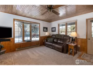 Photo #4: 957606 Listing