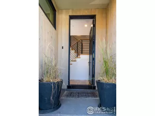 Photo #3: 957644 Listing