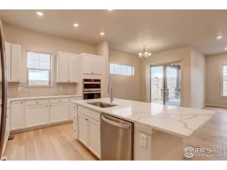 Photo #3: 957686 Listing