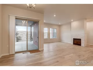 Photo #6: 957686 Listing