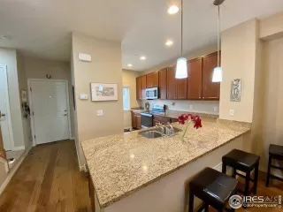 Photo #2: 957687 Listing 