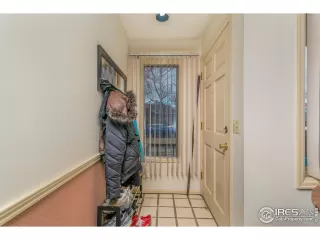 Photo #3: 957689 Listing