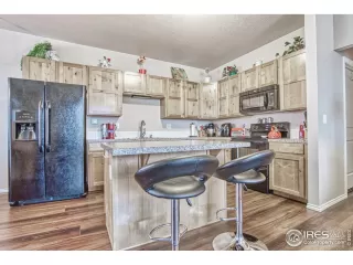 Photo #5: 957724 Listing