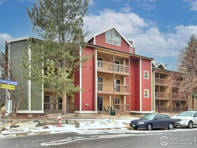 MLS: 957765 Condo For Sale